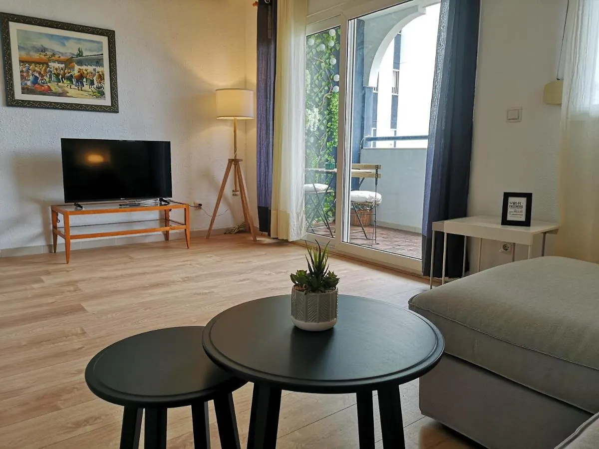 Apartamento Frente al Mar EL PALO Málaga 0*,